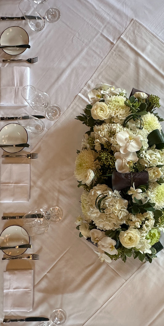 Banquet and King's Low to Table Arrangement